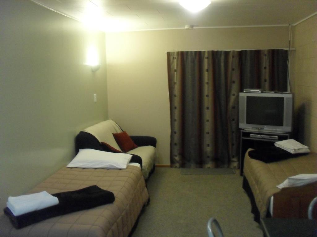 Bay Beauty Motel Нейпиър Стая снимка