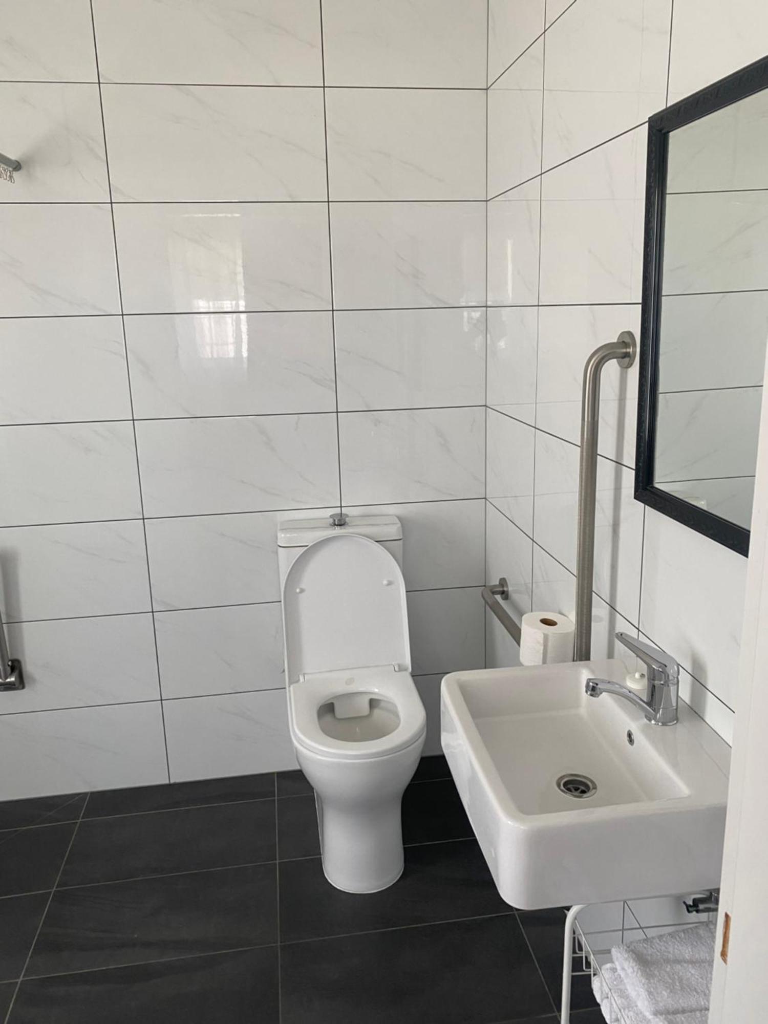 Bay Beauty Motel Нейпиър Екстериор снимка